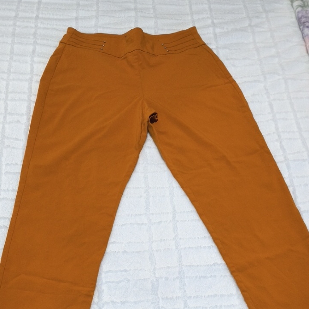 JM Collection Women's Mustard Pants